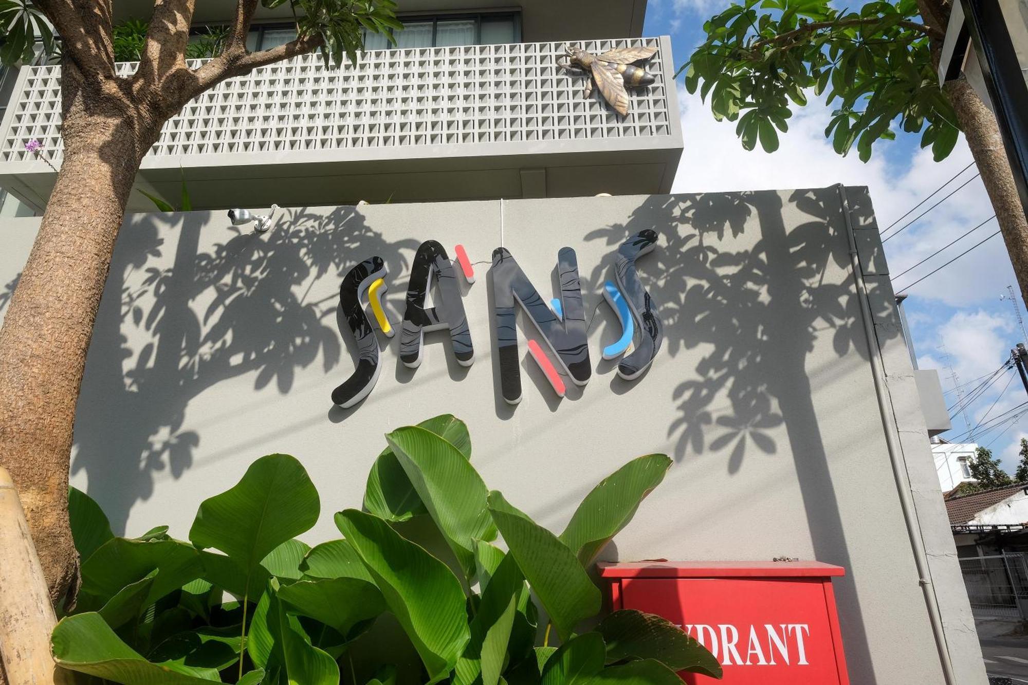 Sans Hotel Rg Living Jogja By Reddoorz Pakualaman Dış mekan fotoğraf