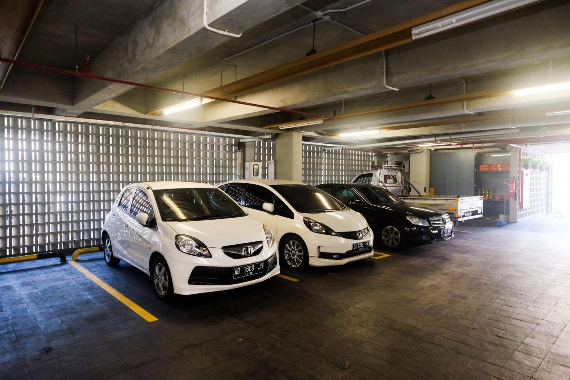 Sans Hotel Rg Living Jogja By Reddoorz Pakualaman Dış mekan fotoğraf