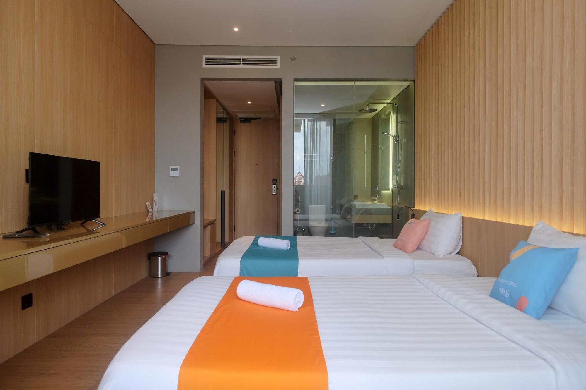 Sans Hotel Rg Living Jogja By Reddoorz Pakualaman Dış mekan fotoğraf