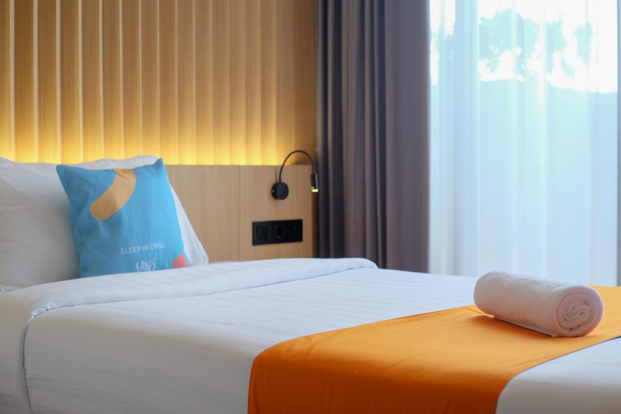 Sans Hotel Rg Living Jogja By Reddoorz Pakualaman Dış mekan fotoğraf