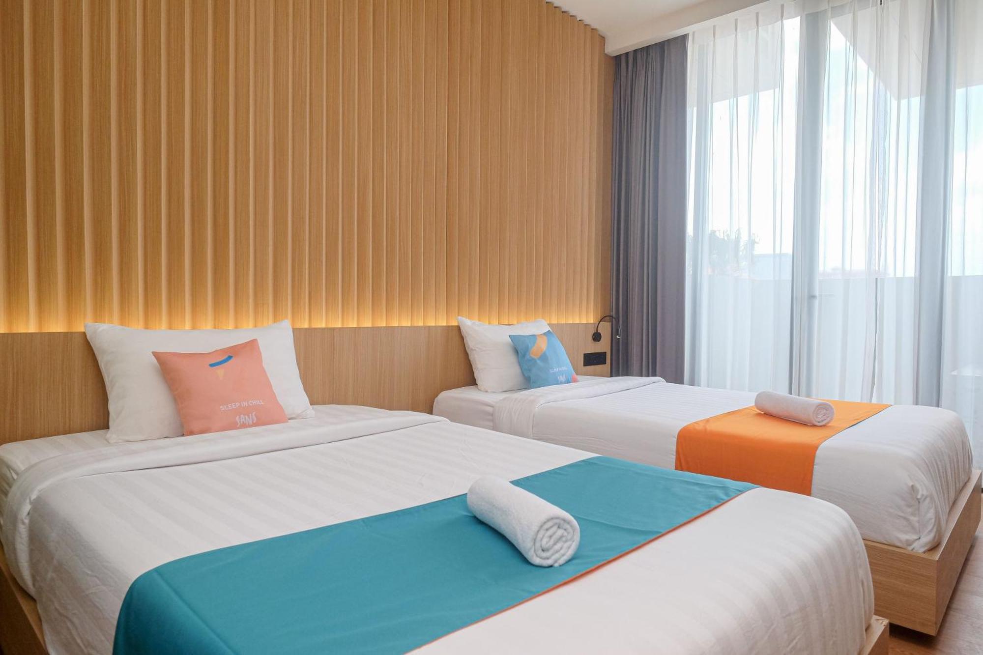 Sans Hotel Rg Living Jogja By Reddoorz Pakualaman Dış mekan fotoğraf